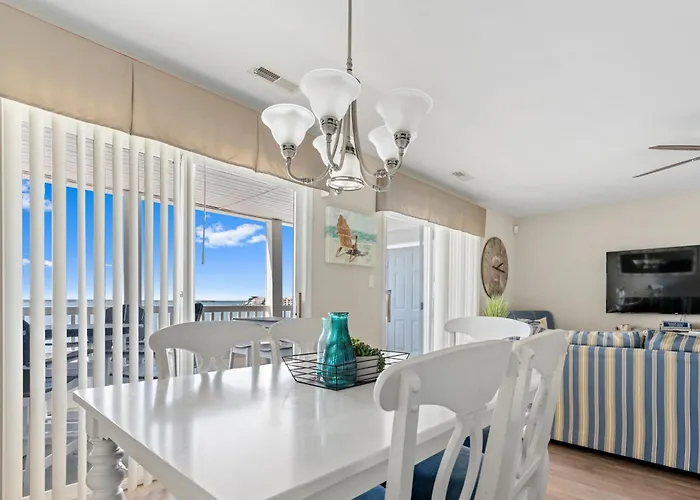 Holiday home Bayfront On 22nd St With Sunset Views, Balcony & Near Boardwalk Fun Ocean City
