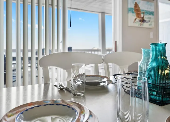 Bayfront On 22nd St With Sunset Views, Balcony & Near Boardwalk Fun Holiday home Ocean City